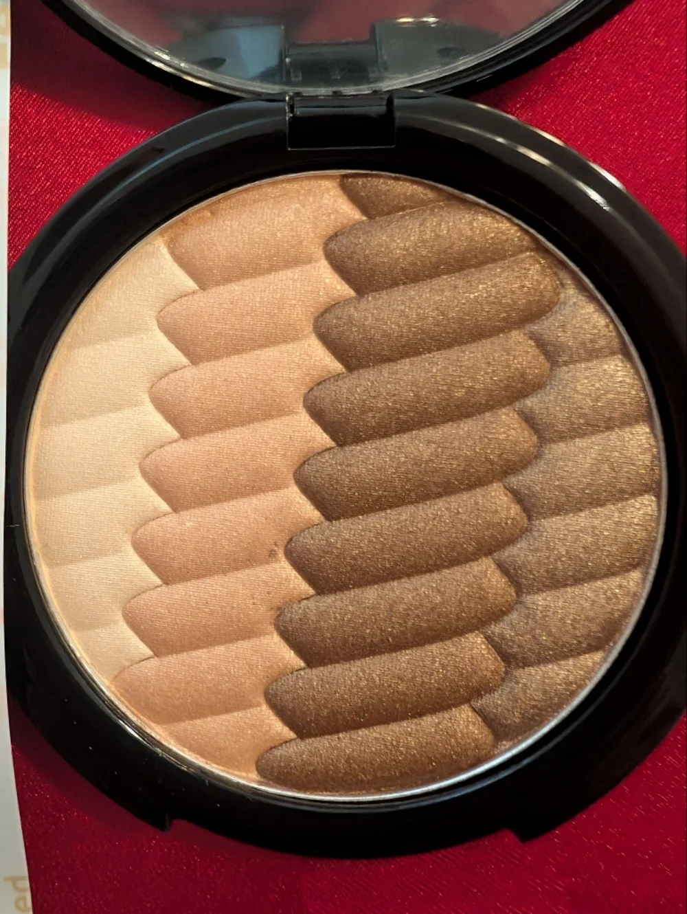 Shades Of Mocha Chevron Eyeshadow Belle Beauty By Kim Gravel & Eyeshadow Brush